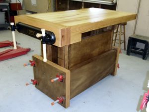 Adjustable Height Workbench